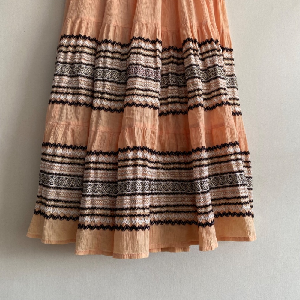 Vintage Peach Midi Dress with Black & Cream Trim - Picture 11 of 15
